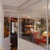 verriere-atelier-artiste-porte-battante-15
